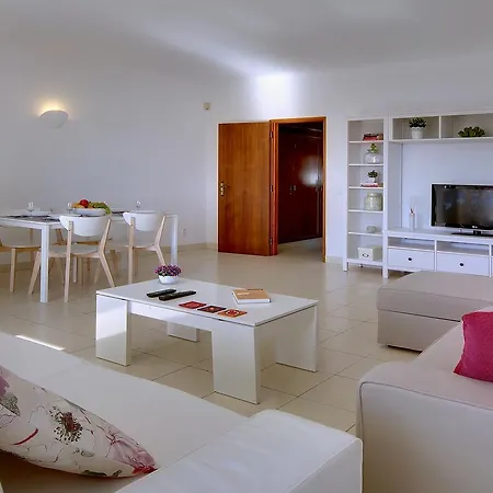 Do Atlantico Apartment